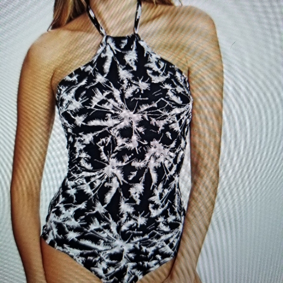 Freya tankini top. - Picture 10 of 11